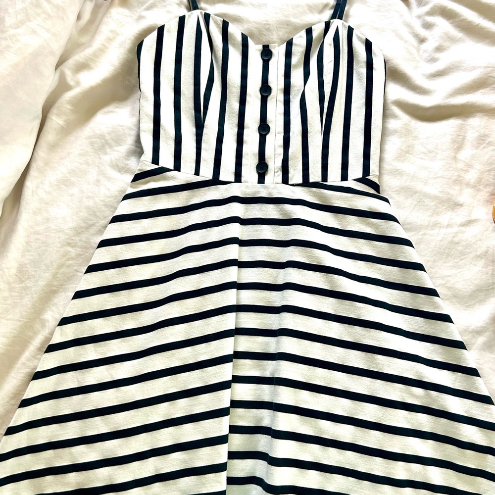 Alice + Olivia “Nella” Monochrome Black and White Striped Mini Dress- Sz 0 - Picture 9 of 12